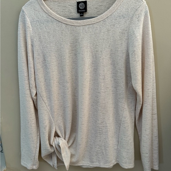 Versatile, long sleeve Bobeau top in large - Picture 2 of 5